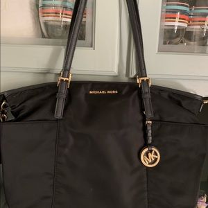 Michael Kors Lady’s Handbag